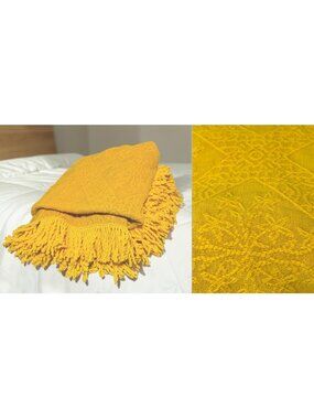 VTG Chenille Bedspread Fringe Mustard Yellow Pale Red MCM Grannycore Twin Full